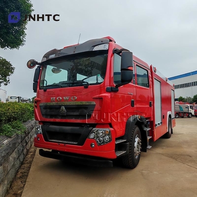 HOWO brandweerwagen 12000L 6 x 4 water en schuim brandbestrijding reddingswagen