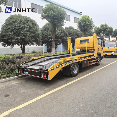 HOWO Lichte dubbele dek flatbed weg redding wrecker sleepwagen te koop