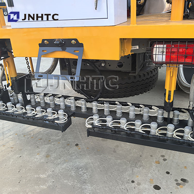 HOWO 4X2 wegbouw aanhangwagen asfalt distributeur vrachtwagen met spuitbalk voor asfalt priming