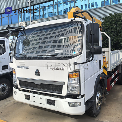 China Top Howo 4x2 lichte vrachtwagen gemonteerde kraan hydraulische 3Ton 4Ton 5Ton telescopische pick-up boom kraan te koop