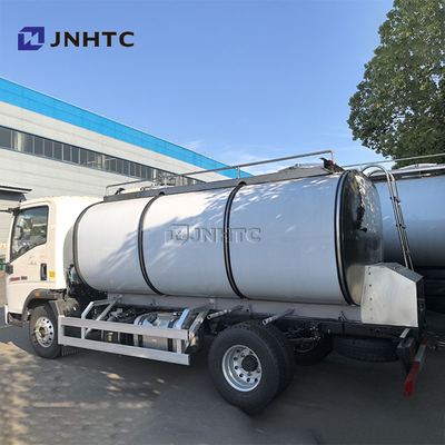 HOWO 8cbm brandstoftanker Truck Light Duty Oil Tank Truck Mobiele tanktruck Aluminium brandstoftanks te koop
