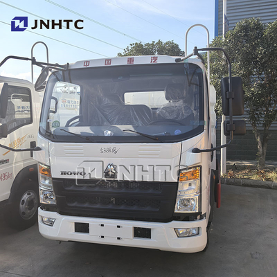 HOWO Mini 3000L watertruck met mistkanon Multifunctionele stofverwijderende truck voor mijnbouw