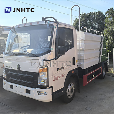 HOWO Mini 3000L watertruck met mistkanon Multifunctionele stofverwijderende truck voor mijnbouw