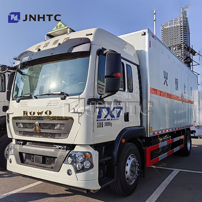 HOWO TX Explosieven Gevaarlijke goederen Transport en levering Truck te koop