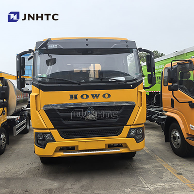 HOWO Wegbouwmachines Automatische asfaltverdeler Bitumenverdeler Asfaltsproeiwagen