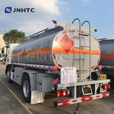 HOWO Tankwagen voor brandstof 4x2 8cbm Lichte tankwagen voor olie