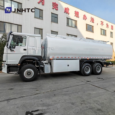 Howo Olie Tank Truck 10000 Liters 20000 Liters 6X4 Wheel Fuel Tank Truck
