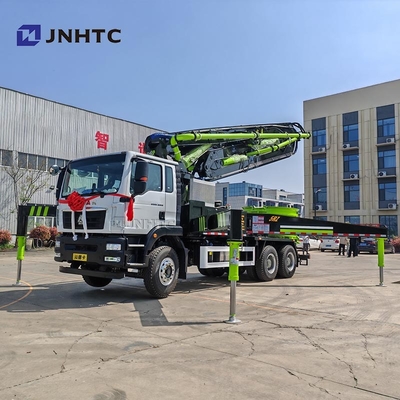 Sinotruk Zware 47m 6X4 gemonteerde betonpomptruck met hydraulische schijfmixer