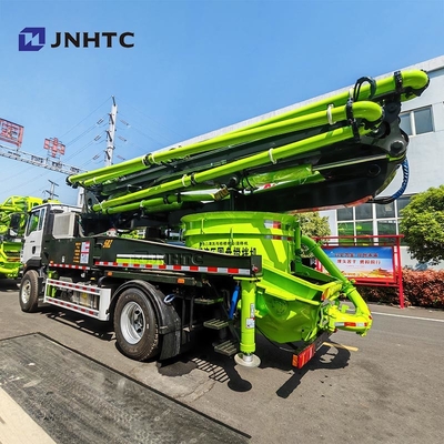 Sinotruk Zware 47m 6X4 gemonteerde betonpomptruck met hydraulische schijfmixer