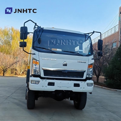Howo Mini 4*4 6 Wheeler Double Row Cab Cargo Truck met telescopische boom kraan Truck