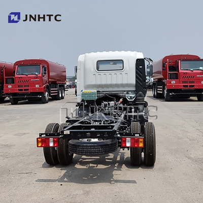 Sinotruck Howo 4x2 5 ton 8 ton lichte vracht / dumptruck Chassis Dieselbrandstof Euro 2 emissie Links stuur