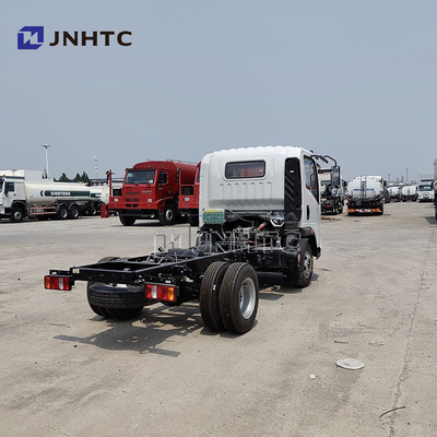 Sinotruck Howo 4x2 5 ton 8 ton lichte vracht / dumptruck Chassis Dieselbrandstof Euro 2 emissie Links stuur