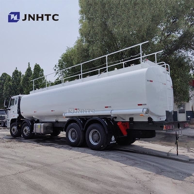 Howo NX Water Trnasporting Truck 8X4 380HP 12 Wielen Van China Water Tank Truck