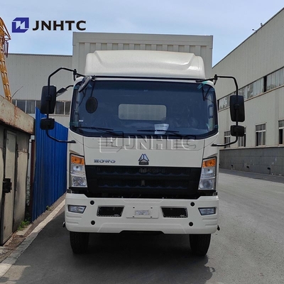 Nieuwe Howo 4X2 8ton lichtbus container vrachtwagen