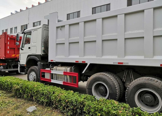 Vrachtwagen van de Sinotrukhowo7 6x4 de Witte Op zwaar werk berekende Stortplaats