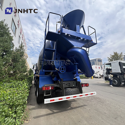 Nieuwe HOWO NX 8*4 Automatische Betonmixer Vrachtwagen met Achteruitrijdende Lossing Zwaar Chassis