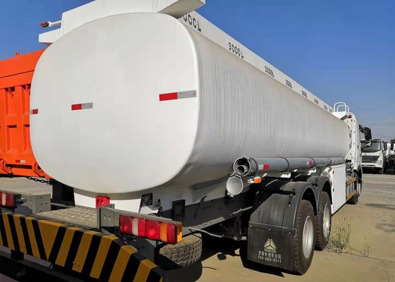 A7 6 * Vrachtwagen 380 van de 4 Olielevering het Materiaal van de Paardmacht Q345 met 20cbm-Tank