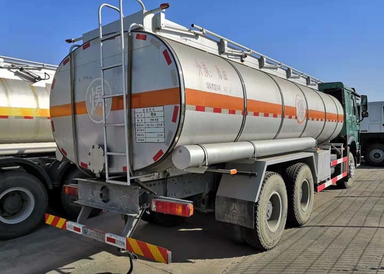 6 * 4 371hp-Brandstoftankwagen 21cbm voor Gevaarlijk Chemische productenvervoer