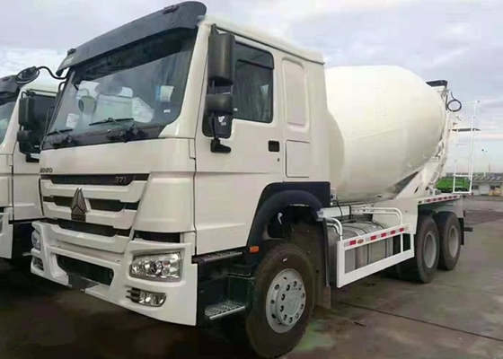 Wit de Concrete Mixermachine 6 x 4 van de Kleuren van Grote Paardekracht Type drieas