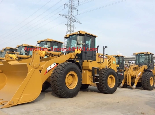 Stelt Compacte het Wiellader 1,8 van LW300KN XCMG de Emmer van M ³ en 10 T Gewicht in werking
