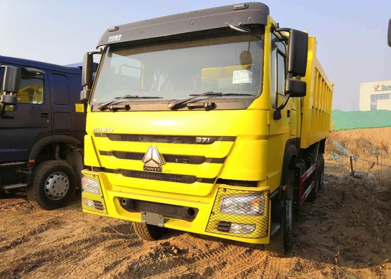 Midden Opheffende van de de Stortplaatsvrachtwagen van Sinotruk Howo 6x4 Op zwaar werk berekende 10 Wielen 3 As