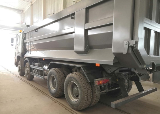 ISO GING van de de Stortplaatsvrachtwagen van SINOTRUK HOWO 8x4 van de de Bouw de Internationale Stortplaats Vrachtwagen van de de Vrachtwagen Achterstortplaats over