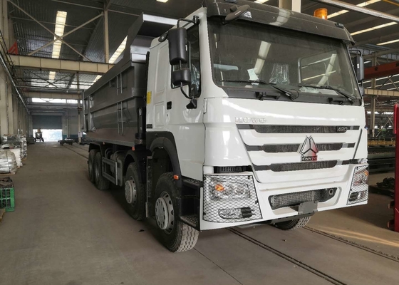 ISO GING van de de Stortplaatsvrachtwagen van SINOTRUK HOWO 8x4 van de de Bouw de Internationale Stortplaats Vrachtwagen van de de Vrachtwagen Achterstortplaats over