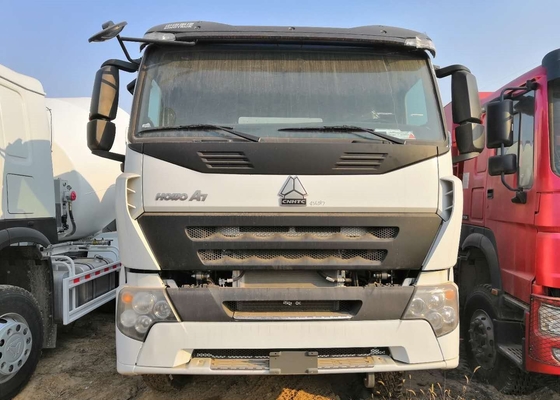 Van de de Vrachtwagenmixer van het Howocement van de de Ladingsmengeling het Zelftype van de Vrachtwagen6*4 Aandrijving Concrete