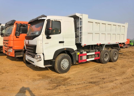 Witte de Kippersvrachtwagen 3 van Howo 6x4 de Vrachtwagen van de Asstortplaats Op zwaar werk berekende 30 Ton het Laden