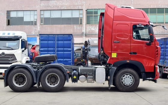 336 Eerste HP - verhuizersvrachtwagen, Tractor het Hoofdvrachtwagen Leegmaken en Vervoererts