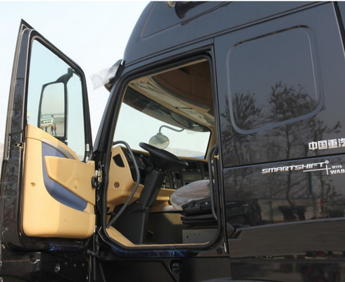Internationale Eerste van HOWO A7 6x4 - verhuizer en Aanhangwagen Euro 2 Emissienorm