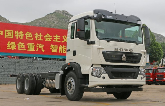 CCC SINOTRUK HOWO A7 Zware Commerciële de Leveringsvrachtwagens van de Ladingsvrachtwagen 6X4 Met lange levensuur