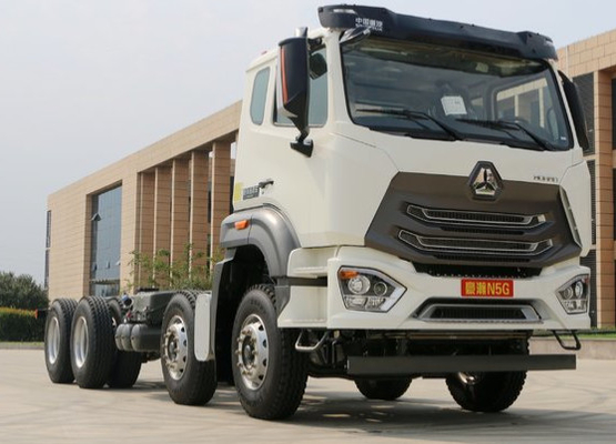 Van de Ladingsvrachtwagen 30-52 van SINOTRUK HOHAN 8X4 Zwaar de Tonzz1315m4666c1 Laag Brandstofverbruik