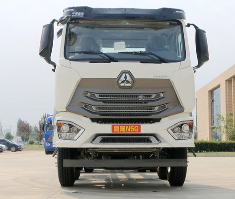 Van de Ladingsvrachtwagen 30-52 van SINOTRUK HOHAN 8X4 Zwaar de Tonzz1315m4666c1 Laag Brandstofverbruik