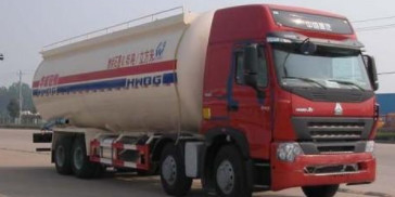 350hp de Tankwagen van de witte en Rode Kleurenbrandstof, Vloeibare Tankwagen 8x4 40000L