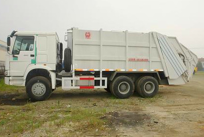 6x4 euro II de Persvrachtwagen van het Emissie Standaardafval, Compacte Vuilnisauto 12m3