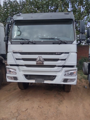 Van het de Ladingsbedrijfsvoertuig van SINOTRUK HOWO Dropside de Vrachtwagenchassis LHD 6X4 371HP