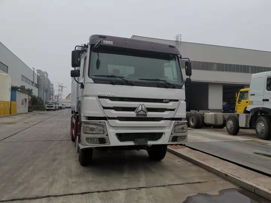Sinotruk 6x4 10 Vrachtwagen van de Wiel de Op zwaar werk berekende Stortplaats met het Ten val brengen van Lichaamsplatform