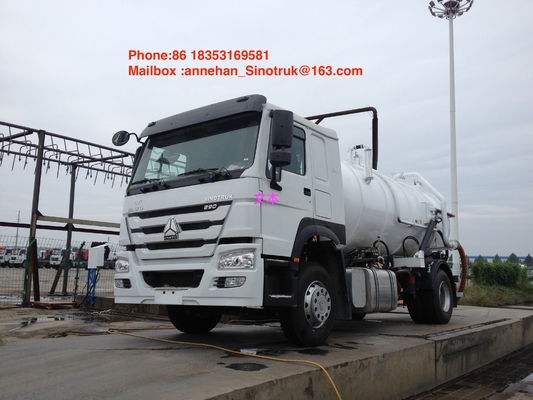 Van de de Rioleringszuiging van SINOTRUK HOWO de Vrachtwagen 10000L-15000L 4X2 6 de Vrachtwagens van het Wielen Vloeibare Afval