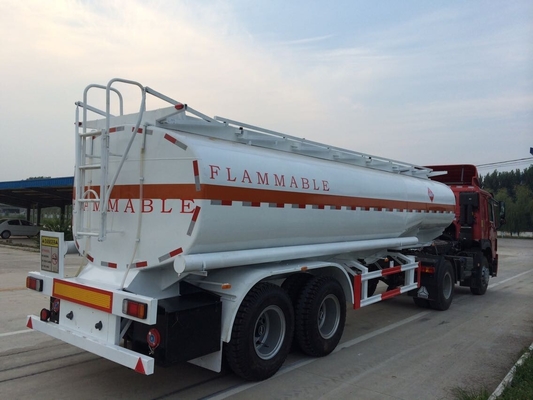 25-60cbm Olietanker het Semi Vrachtwagen en Koolstofstaal van de Aanhangwagenoptie Q235 Van Aluminiumlegering