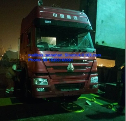 Hw79 de Tractorvrachtwagen 3 van Cabinesinotruk Howo7 Dwarsbalken6x4 371hp Rechtse Aandrijving