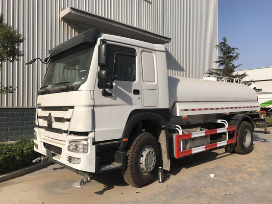Van het de Wielenwater van 20000L-30000L 336hp LHD Sinotruk Howo7 6x4 10 de Tankervrachtwagen