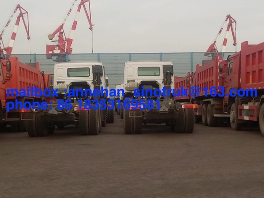 Sinotruk 6x4 10 rijdt de Cabine van de Tractorvrachtwagen 371hp HW79 met 2 Dwarsbalken en Airconditioner