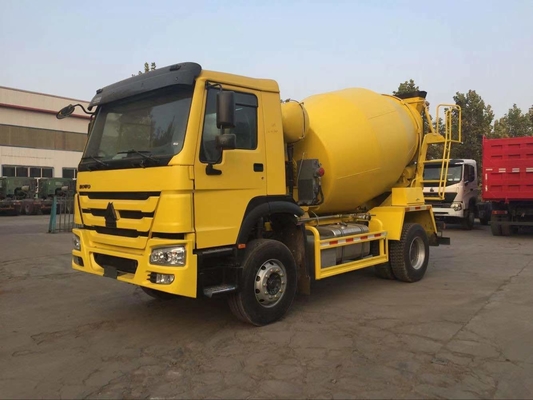 CCC Overgegaane Zelflading 6 CBM Mini Concrete Mixer Truck van Brandstofbesparingssinotruk Jowo 4x2