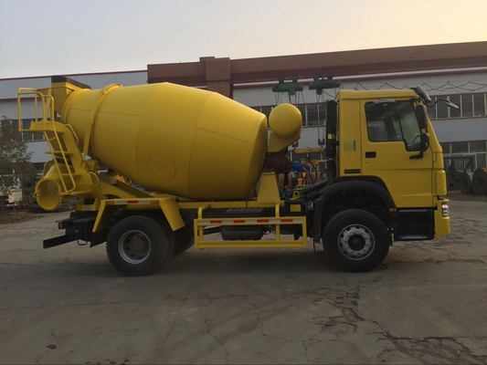 CCC Overgegaane Zelflading 6 CBM Mini Concrete Mixer Truck van Brandstofbesparingssinotruk Jowo 4x2