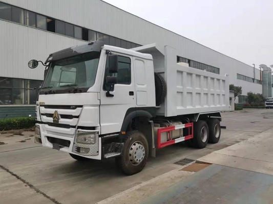 De Stortplaatsvrachtwagen 20cbm 30tons van de Sinotrukhowo Paardekracht 371hp Sinotruk Howo 6x4