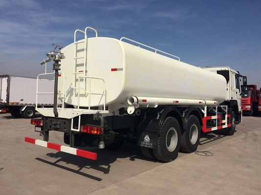 Sinotruk Howo 7 de Vrachtwagen van de het Waternevel van 6x4 Q345B 20000L