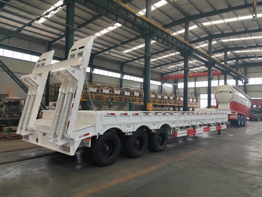 Q235 Op zwaar werk berekende Semi Aanhangwagens van het Staal100t de Lage Bed in Mechanische Opschorting