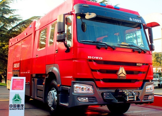 De Vrachtwagen 4x2 251hp van de reddingsbrand - van de de Brandvechter van 350hp SINOTRUK HOWO de Tank van het de Vrachtwagen6m3 Water