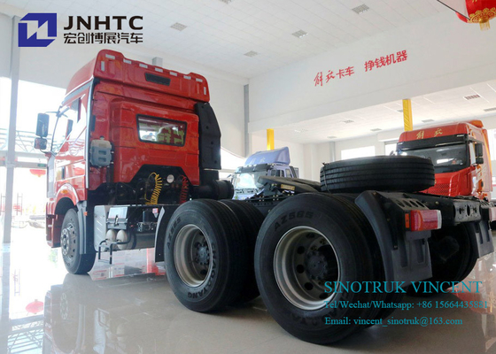 De Tractorvrachtwagen van Fawj6p Euro 2 350hp 10 Wielen 6x4 met Dubbele Bunkers